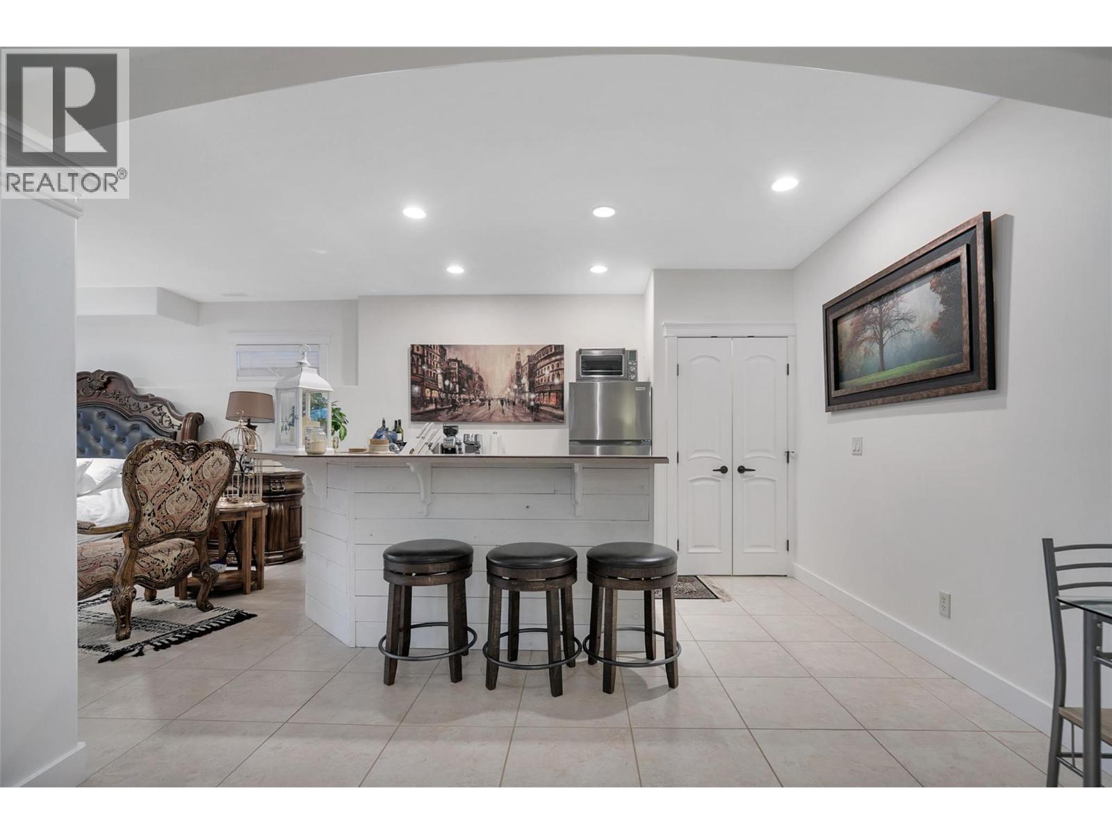 1981 Capistrano Drive, Kelowna, British Columbia  V1V 2N1 - Photo 40 - 10371735