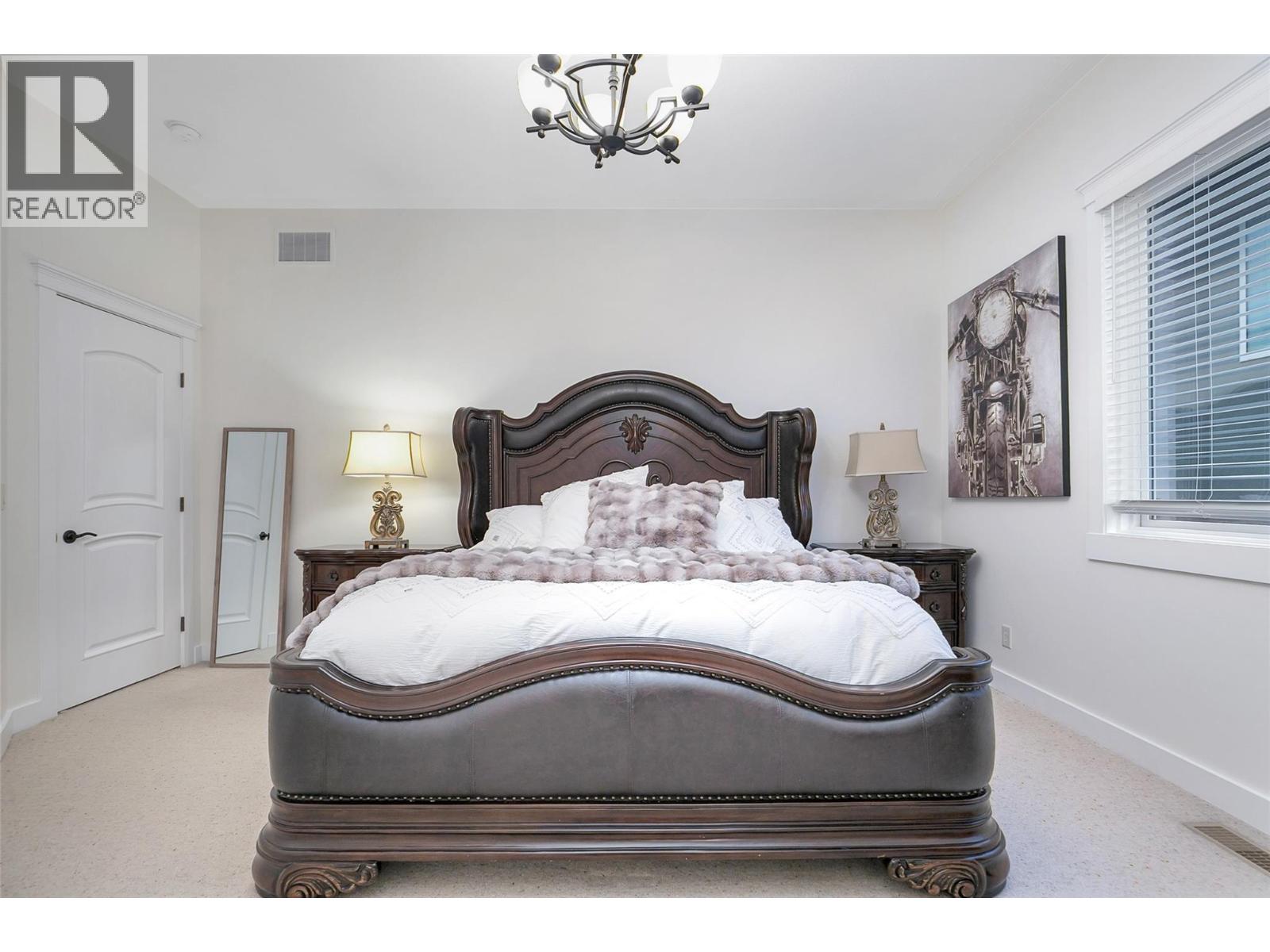 1981 Capistrano Drive, Kelowna, British Columbia  V1V 2N1 - Photo 25 - 10371735