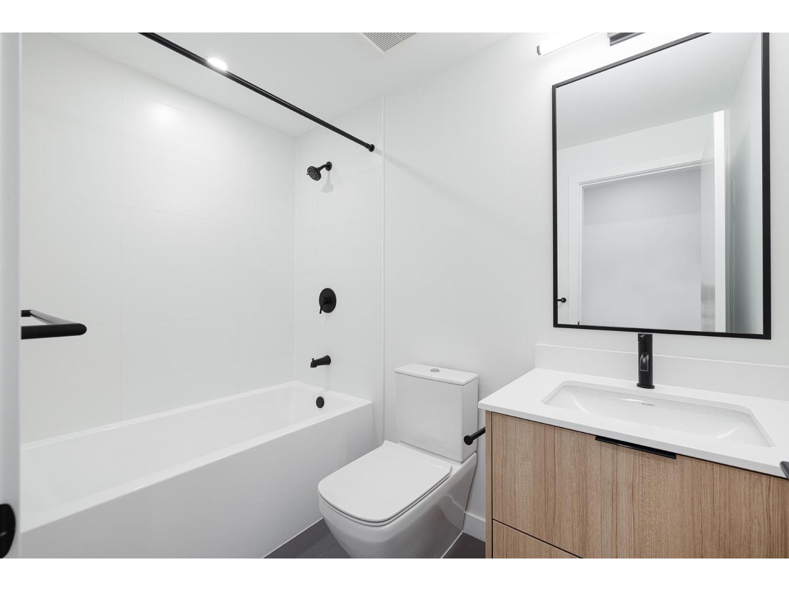 202 13685 102 Avenue, Surrey, British Columbia  V3T 0S2 - Photo 14 - R3086651