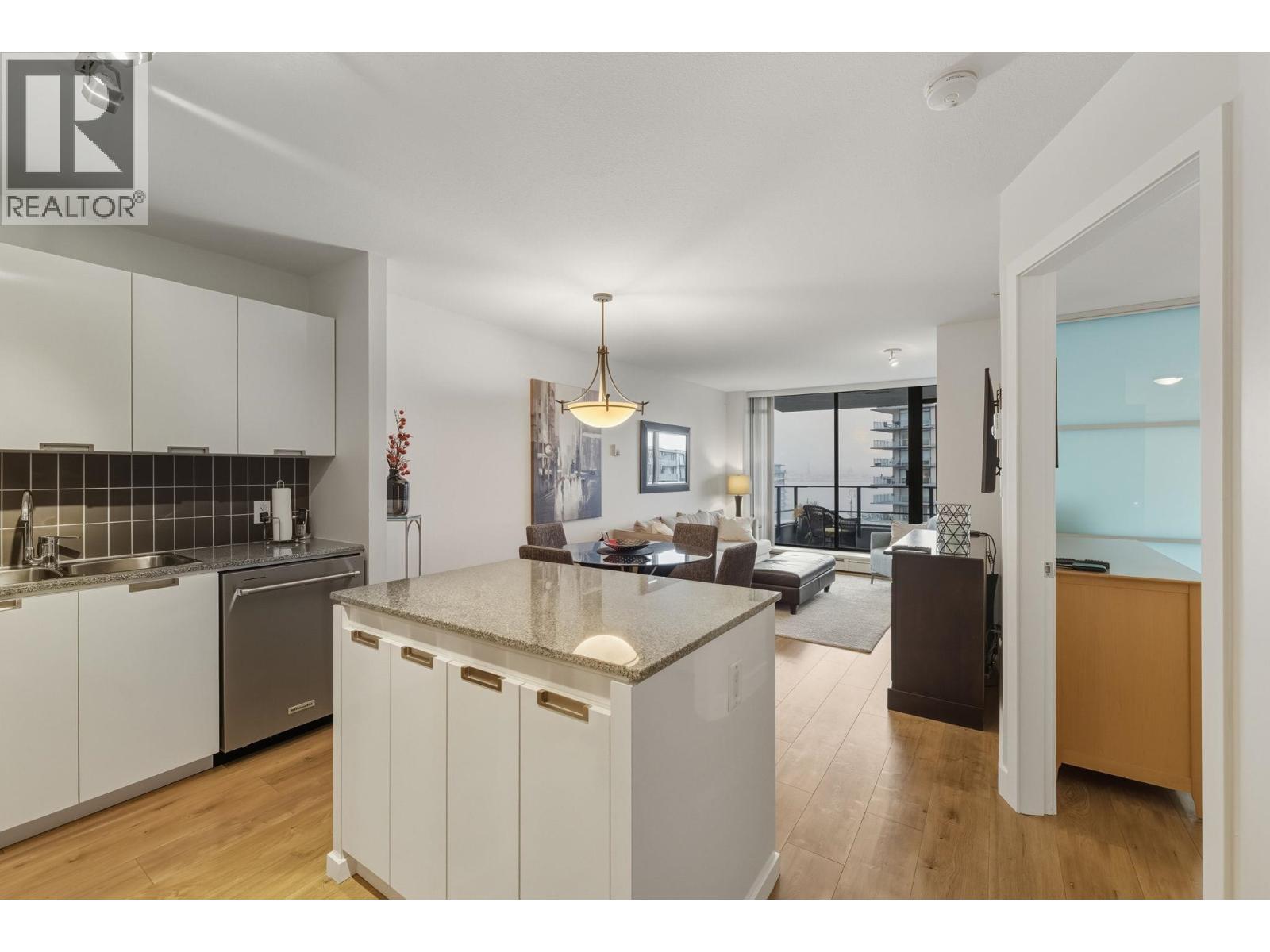 1102 151 W 2nd Street, North Vancouver, British Columbia  V7M 3P1 - Photo 6 - R3086609