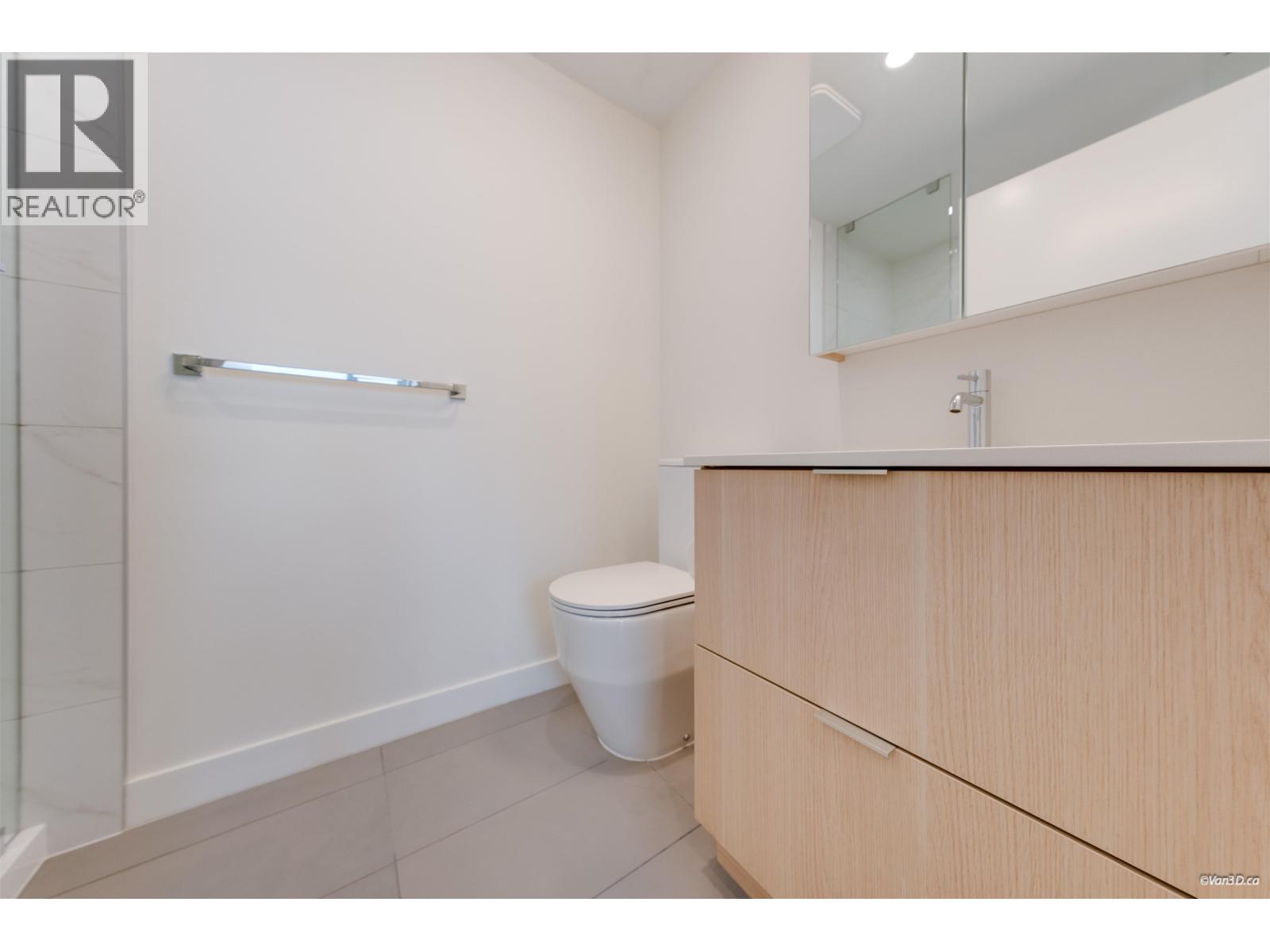 1302 318 Alderson Avenue, Coquitlam, British Columbia  V3K 0J1 - Photo 17 - R3086610