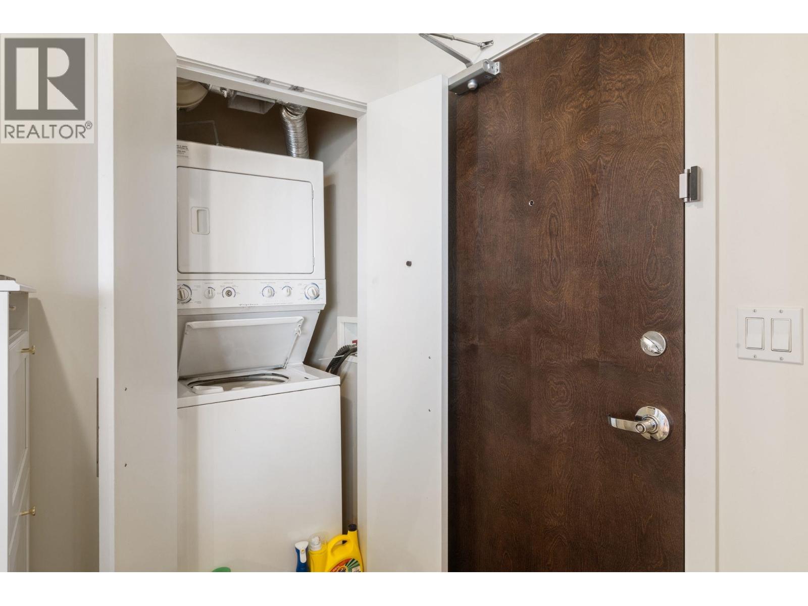 1702 125 Milross Avenue, Vancouver, British Columbia  V6A 0A1 - Photo 11 - R3086628