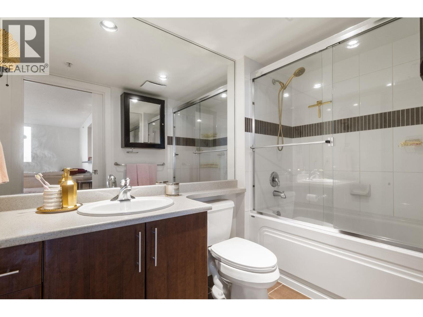 1702 125 Milross Avenue, Vancouver, British Columbia  V6A 0A1 - Photo 15 - R3086628