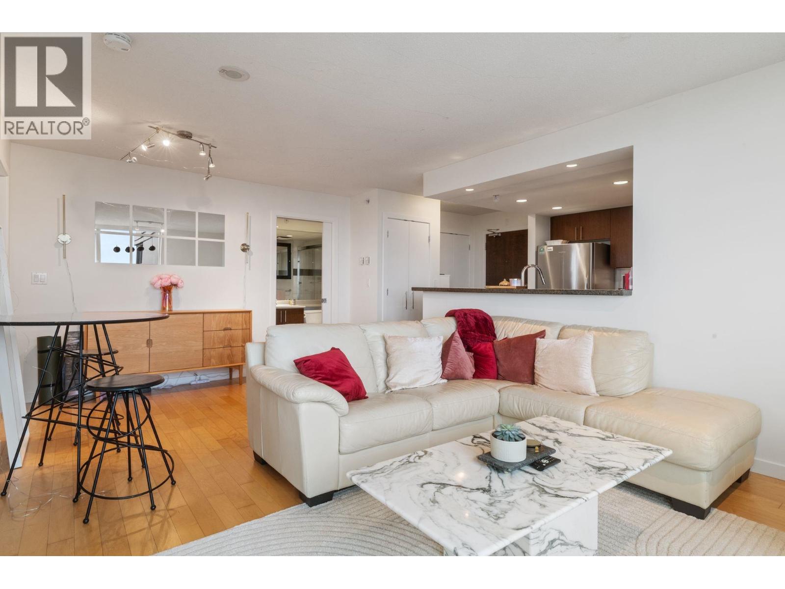 1702 125 Milross Avenue, Vancouver, British Columbia  V6A 0A1 - Photo 7 - R3086628