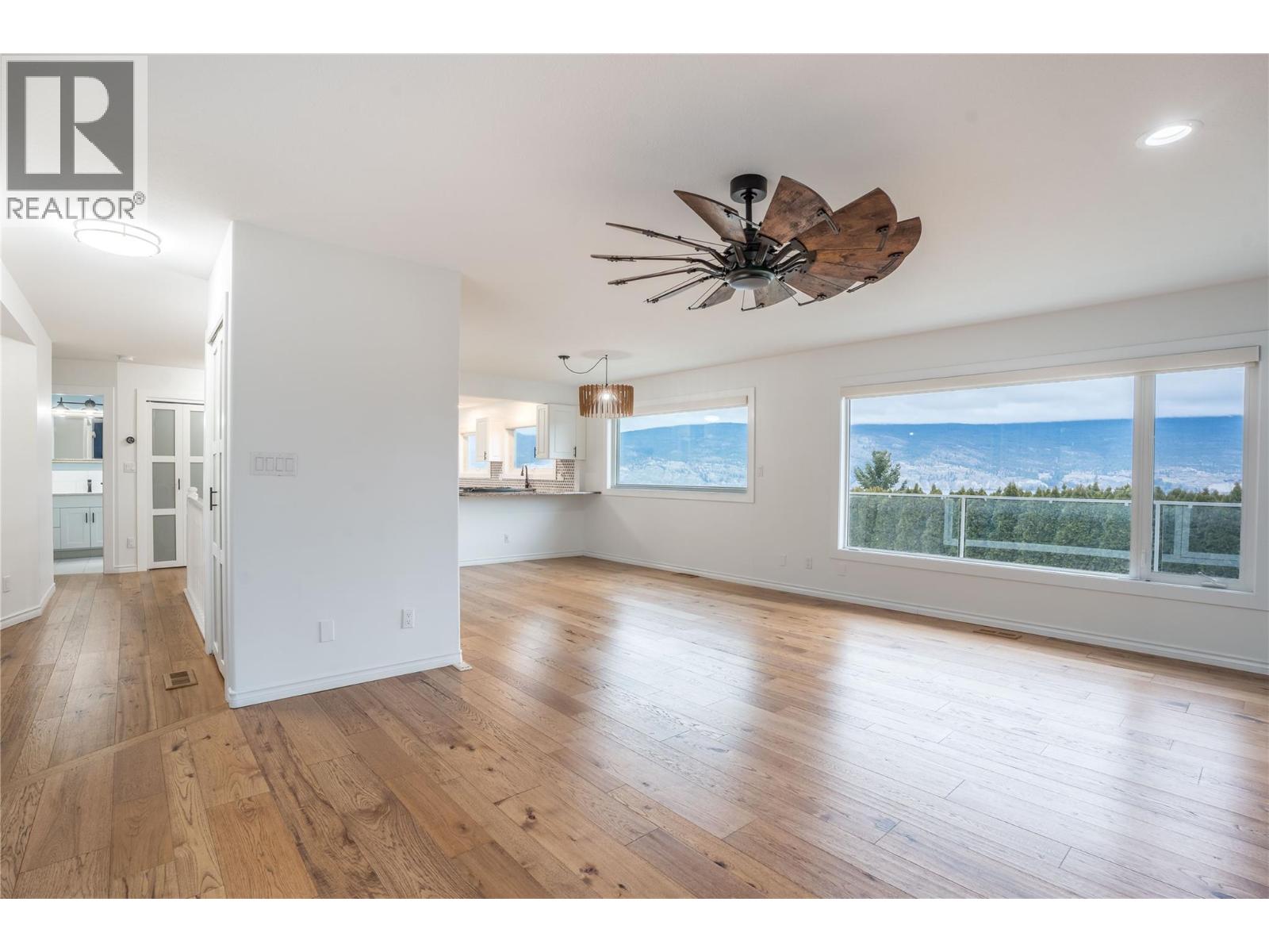 6318 Faircrest Street, Summerland, British Columbia  V0H 1Z4 - Photo 11 - 10374498