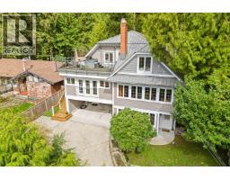 4622 COVE CLIFF ROAD, North Vancouver, British Columbia