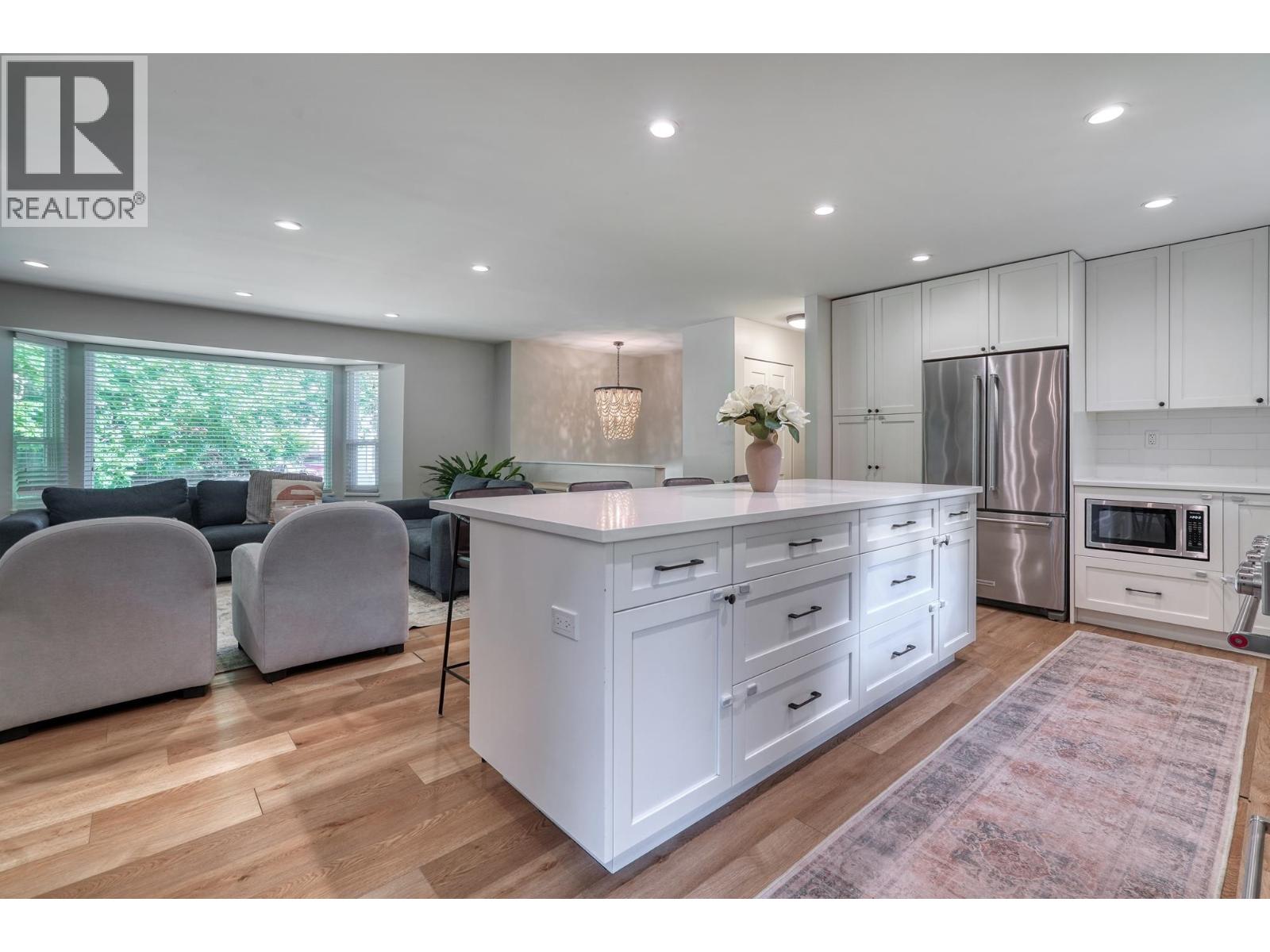 3848 Clematis Crescent, Port Coquitlam, British Columbia  V3B 4B1 - Photo 14 - R3086624