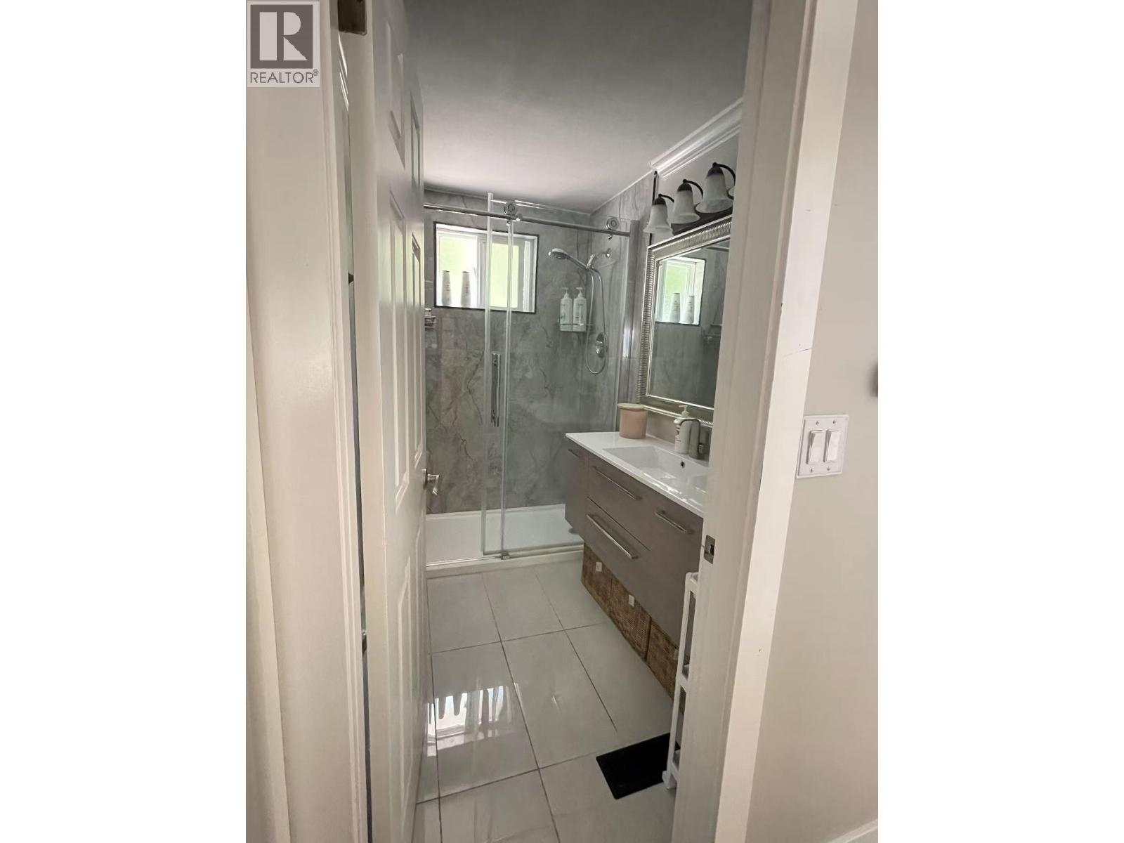 4598 Whitaker Road, Sechelt, British Columbia  V7Z 0E4 - Photo 14 - R3086635