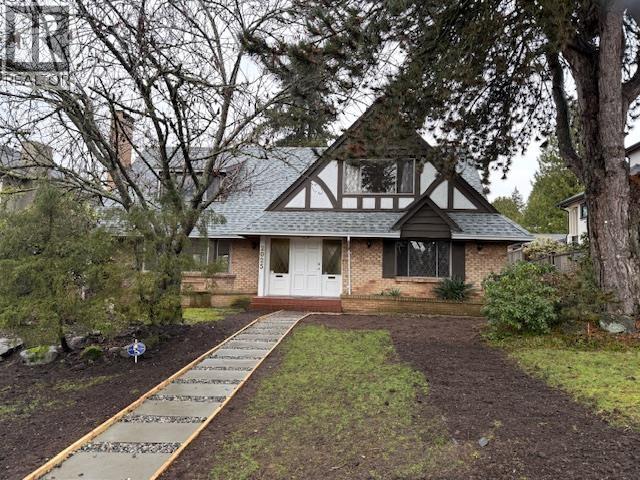 2025 W 29th Avenue, Vancouver, British Columbia  V6J 2Z6 - Photo 1 - R3086603