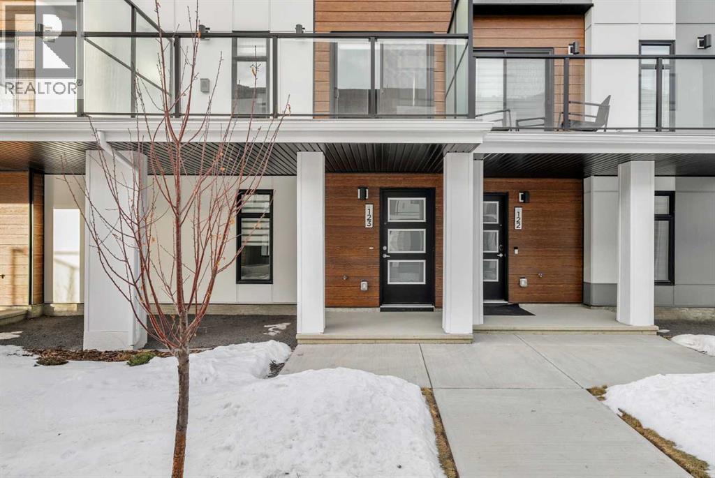 123, 8235 8 Avenue Sw, Calgary, Alberta  T3H 6H2 - Photo 1 - A2274598