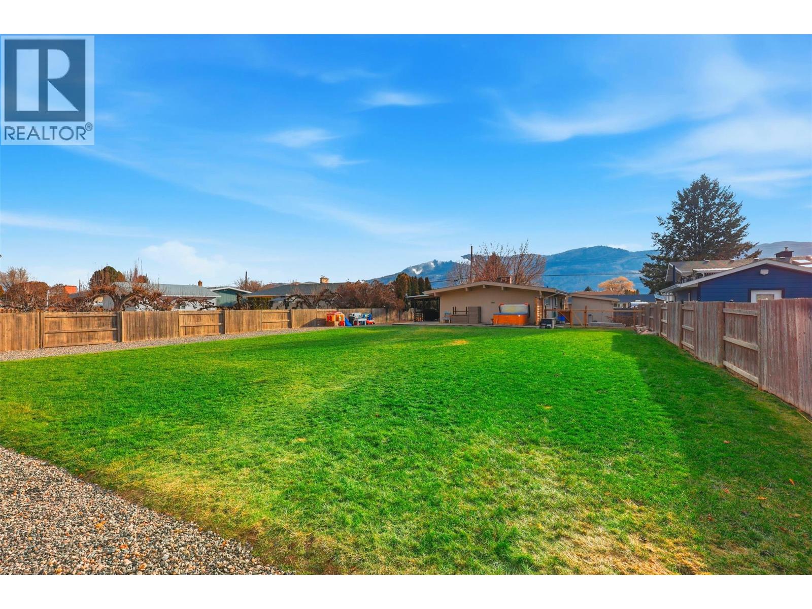 2520 Glenview Avenue, Kamloops, British Columbia  V2B 1P2 - Photo 15 - 10373647