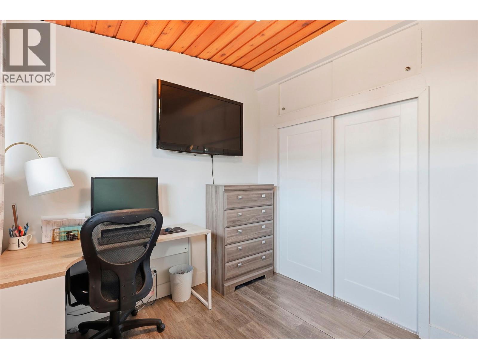 2520 Glenview Avenue, Kamloops, British Columbia  V2B 1P2 - Photo 29 - 10373647