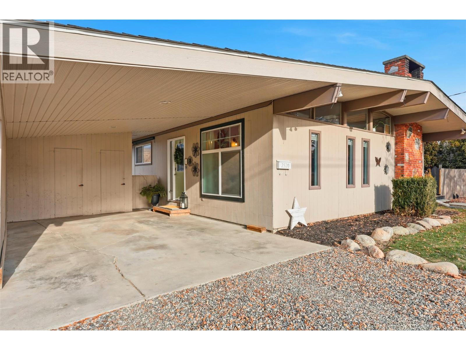 2520 Glenview Avenue, Kamloops, British Columbia  V2B 1P2 - Photo 35 - 10373647