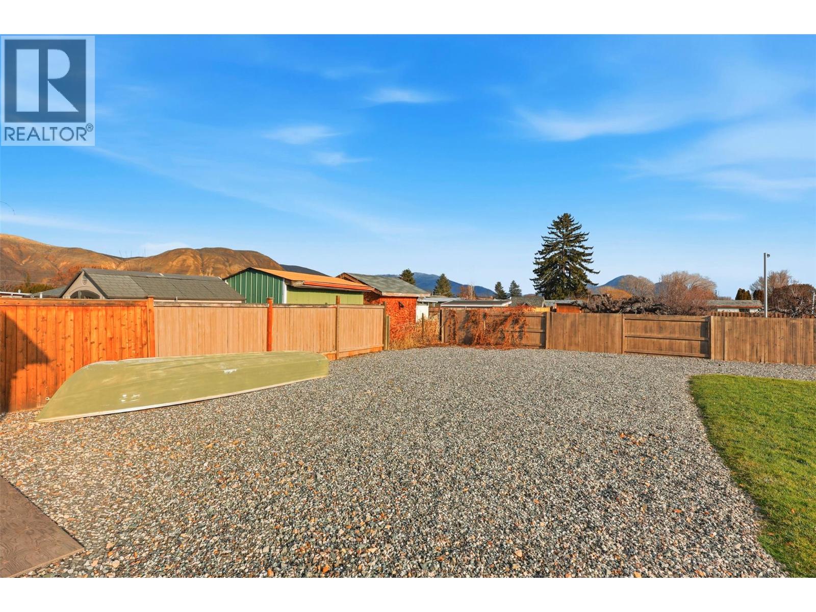 2520 Glenview Avenue, Kamloops, British Columbia  V2B 1P2 - Photo 48 - 10373647