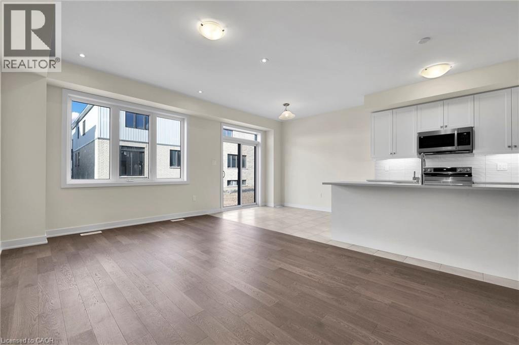 145 Keelson Street, Welland, Ontario  L3B 5K5 - Photo 4 - 40803037