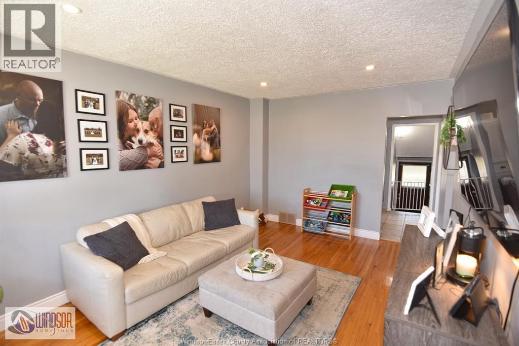 1359 Ellrose, Windsor, Ontario  N8Y 3X2 - Photo 7 - 26002604