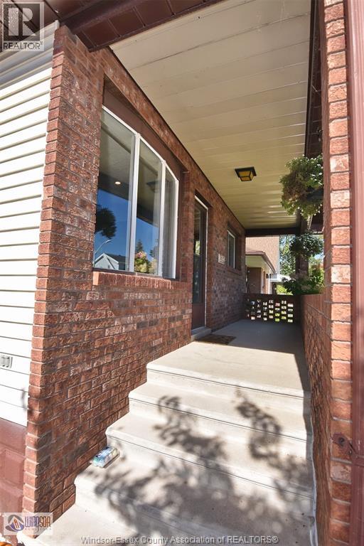 1359 Ellrose, Windsor, Ontario  N8Y 3X2 - Photo 6 - 26002604