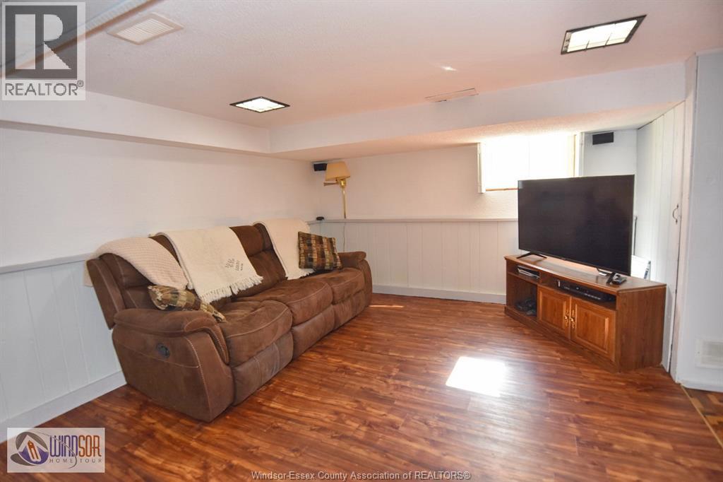 1359 Ellrose, Windsor, Ontario  N8Y 3X2 - Photo 19 - 26002604