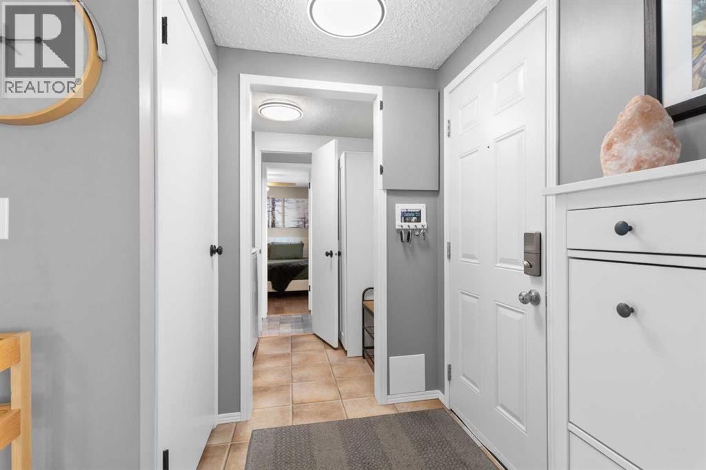 500 Queen Street, Elnora, Alberta  T0M 0Y0 - Photo 15 - A2271481