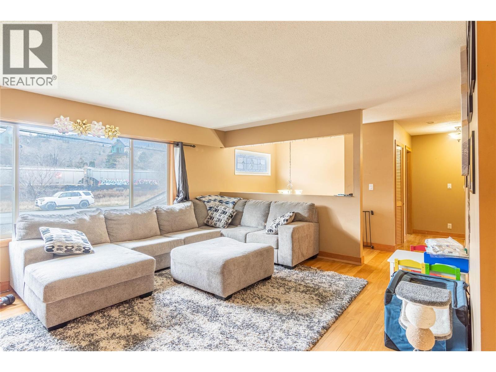 6402 Furrer Road, Kamloops, British Columbia  V2C 4V6 - Photo 10 - 10374983