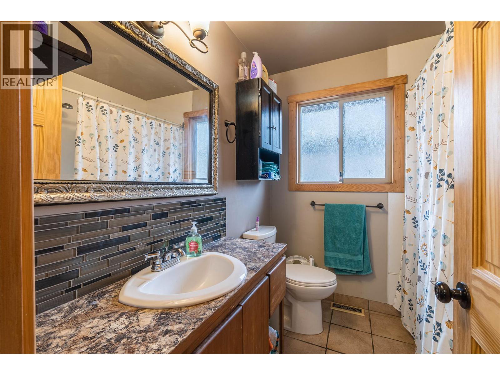 6402 Furrer Road, Kamloops, British Columbia  V2C 4V6 - Photo 14 - 10374983