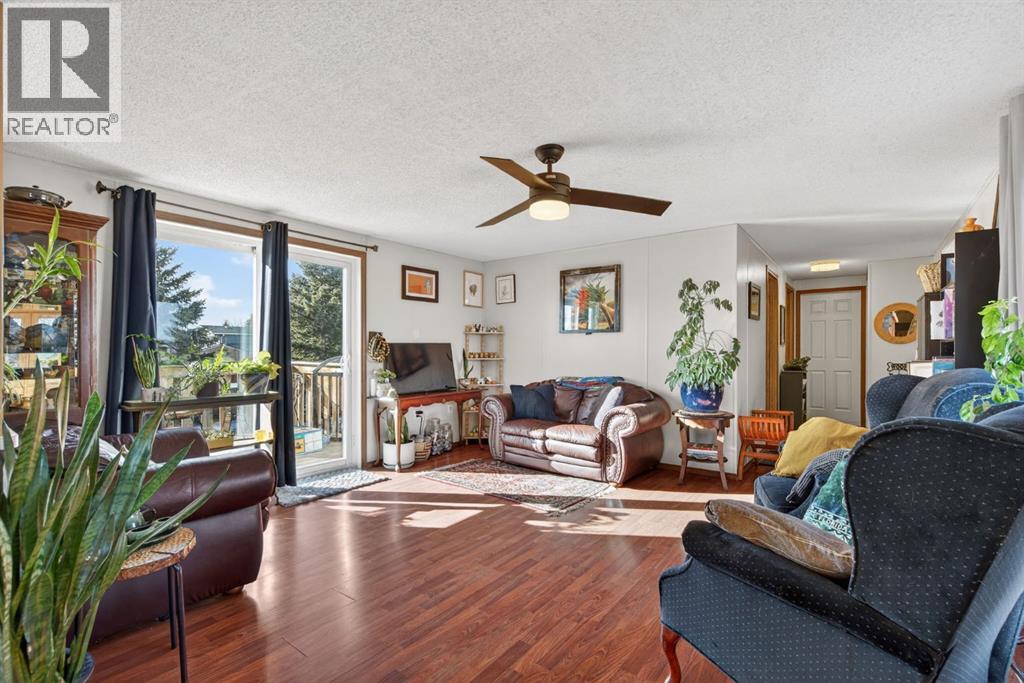 443 Homestead Trail Se, High River, Alberta  T1V 1J9 - Photo 6 - A2283643