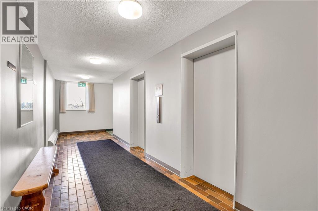 225 Harvard Place Unit# 809, Waterloo, Ontario  N2J 4H4 - Photo 36 - 40795891