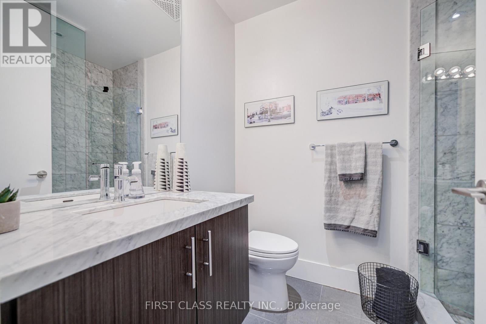 402 - 39 Queens Quay E, Toronto, Ontario  M5E 0A5 - Photo 18 - C12758484