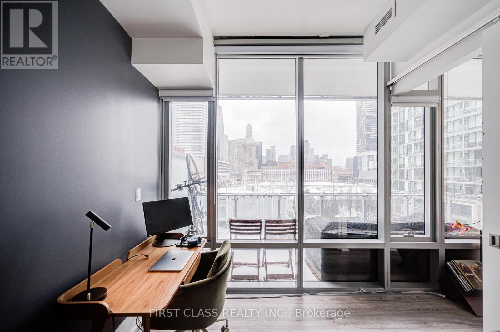 402 - 39 Queens Quay E, Toronto, Ontario  M5E 0A5 - Photo 14 - C12758484