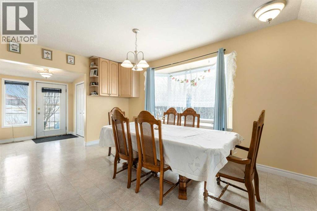 320077 Range Road 240, Rural Kneehill County, Alberta  T0M 2A0 - Photo 7 - A2279024