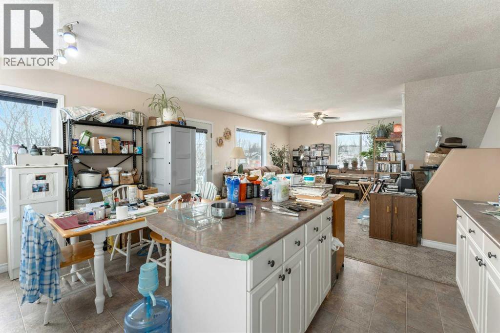 320077 Range Road 240, Rural Kneehill County, Alberta  T0M 2A0 - Photo 38 - A2279024