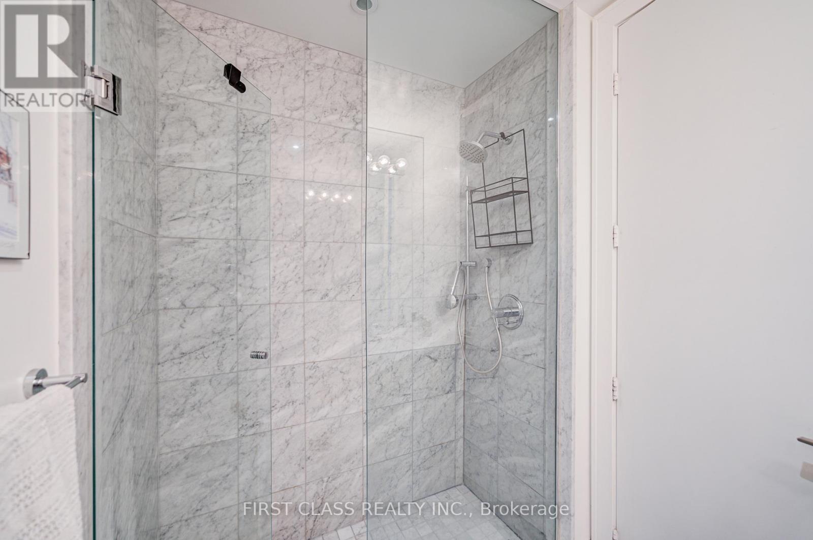 402 - 39 Queens Quay E, Toronto, Ontario  M5E 0A5 - Photo 19 - C12758484