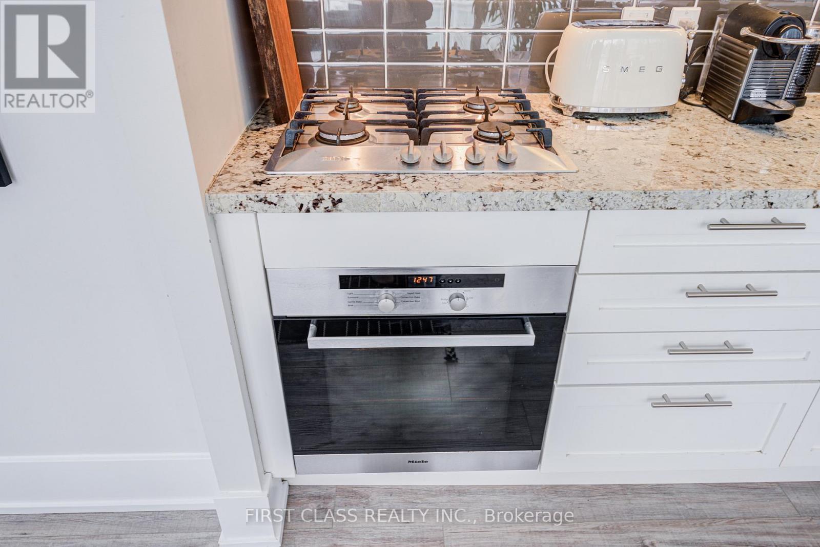 402 - 39 Queens Quay E, Toronto, Ontario  M5E 0A5 - Photo 26 - C12758484