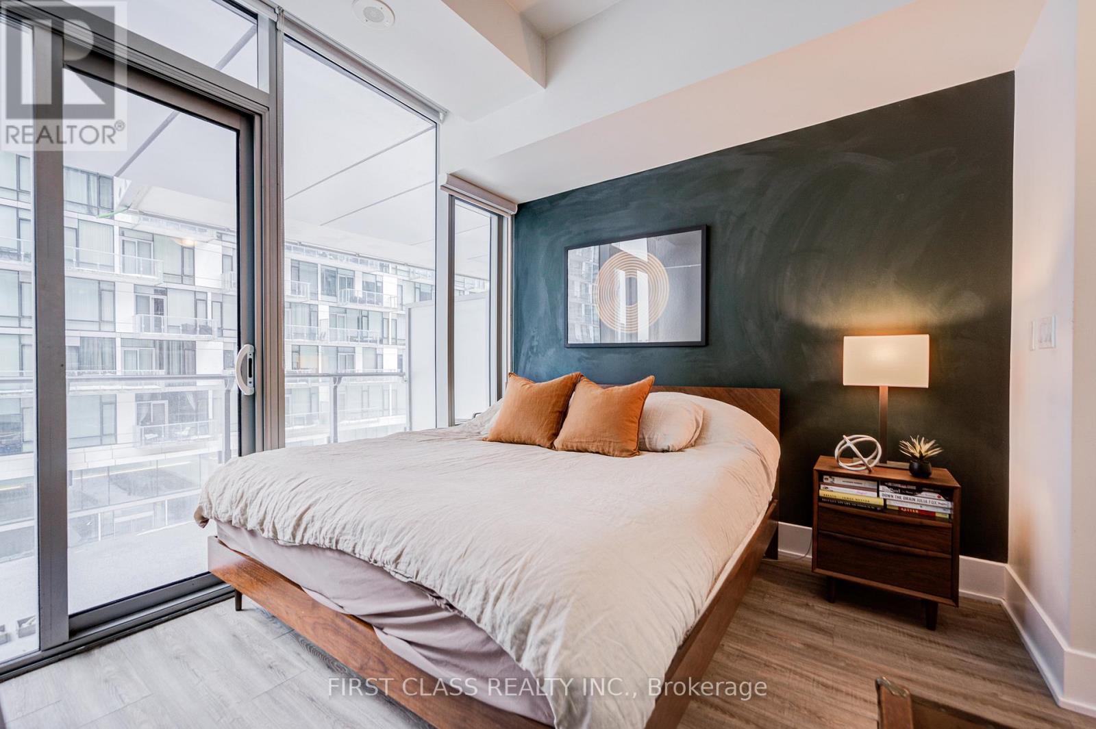 402 - 39 Queens Quay E, Toronto, Ontario  M5E 0A5 - Photo 8 - C12758484