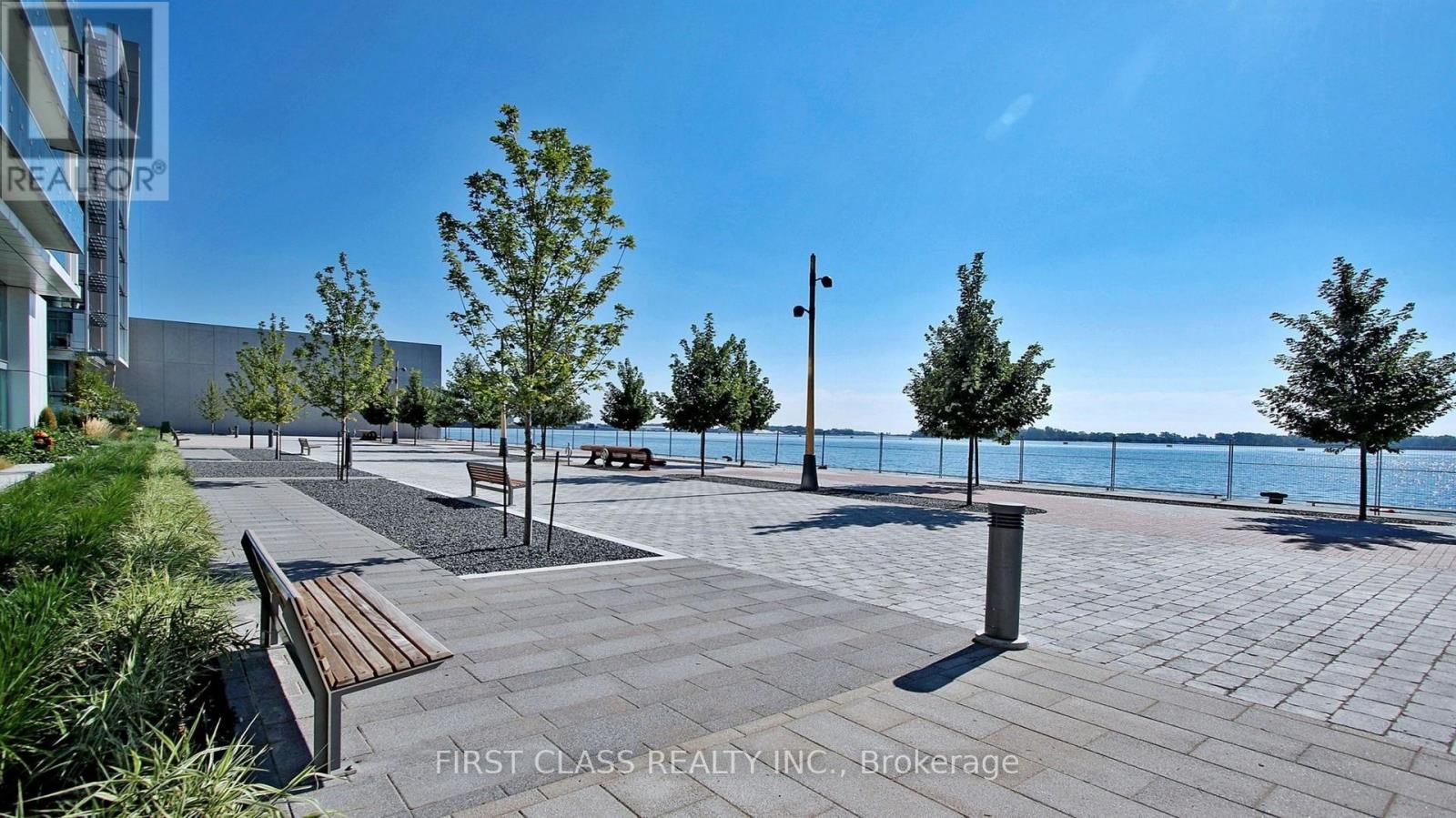 402 - 39 Queens Quay E, Toronto, Ontario  M5E 0A5 - Photo 44 - C12758484