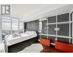 2608 - 15 ICEBOAT TERRACE, Toronto, Ontario