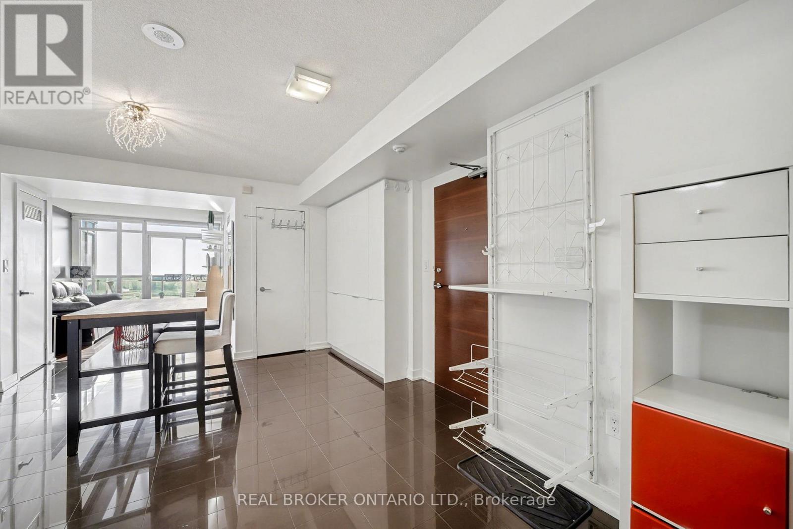 2608 - 15 Iceboat Terrace, Toronto, Ontario  M5V 4A5 - Photo 13 - C12758664