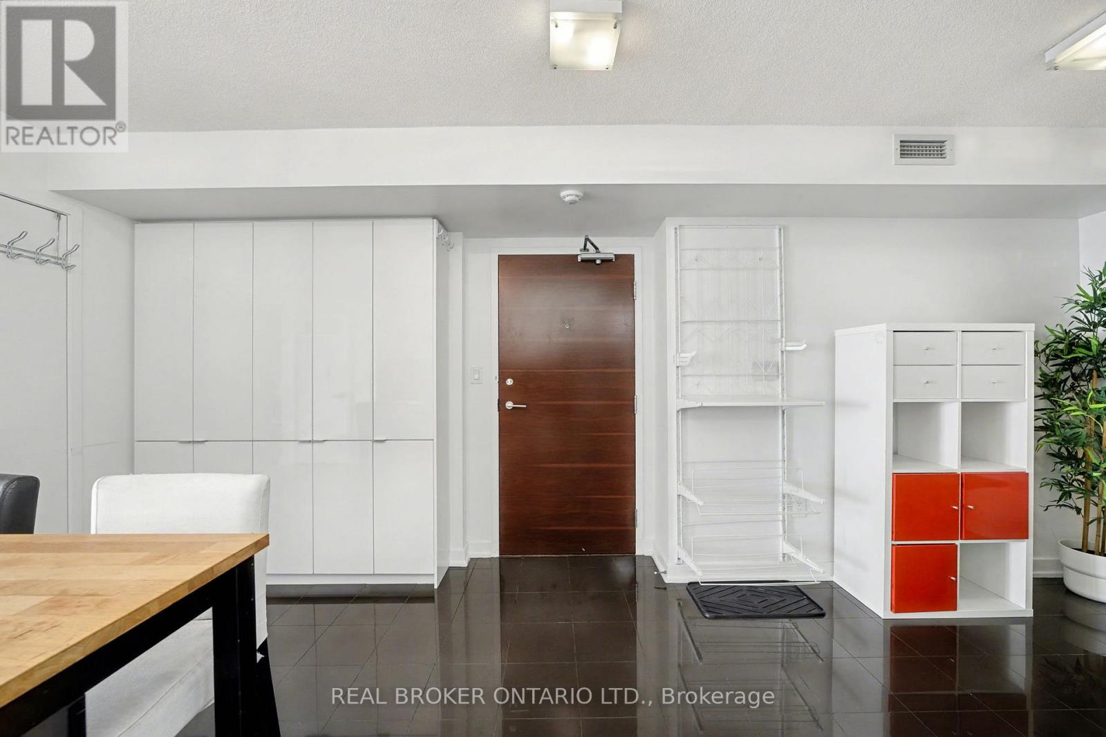 2608 - 15 Iceboat Terrace, Toronto, Ontario  M5V 4A5 - Photo 15 - C12758664