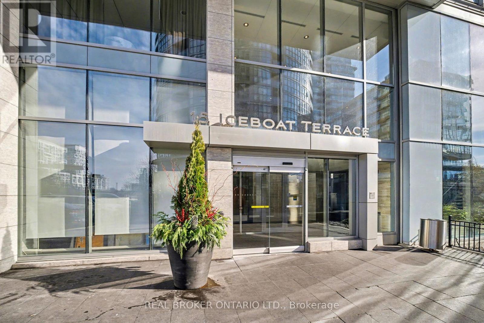 2608 - 15 Iceboat Terrace, Toronto, Ontario  M5V 4A5 - Photo 21 - C12758664