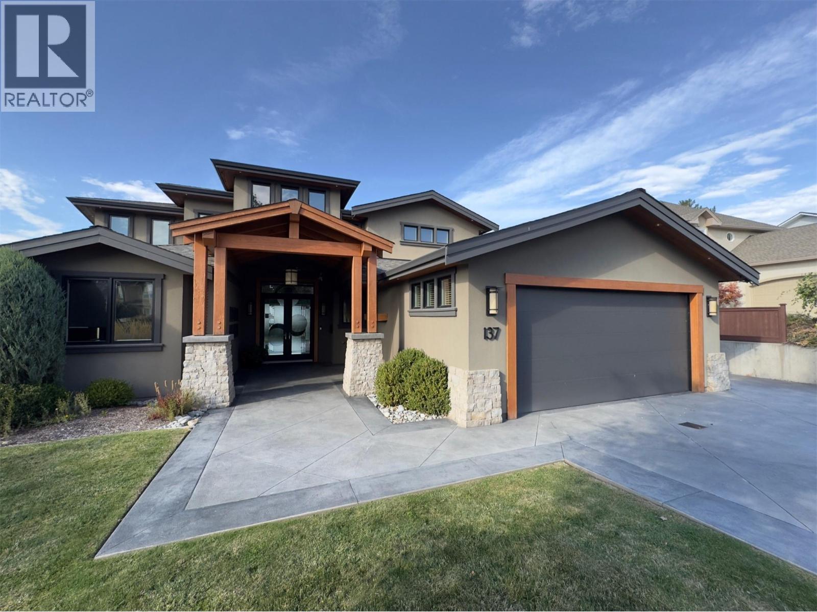 137 Westview Drive, Penticton, British Columbia  V2A 7V9 - Photo 4 - 10365396