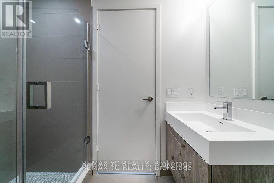 4702 - 1 Yorkville Avenue, Toronto, Ontario  M4W 0B1 - Photo 11 - C12758718