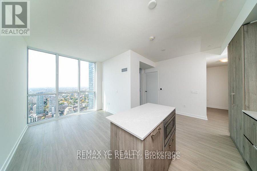 4702 - 1 YORKVILLE AVENUE, Toronto, Ontario