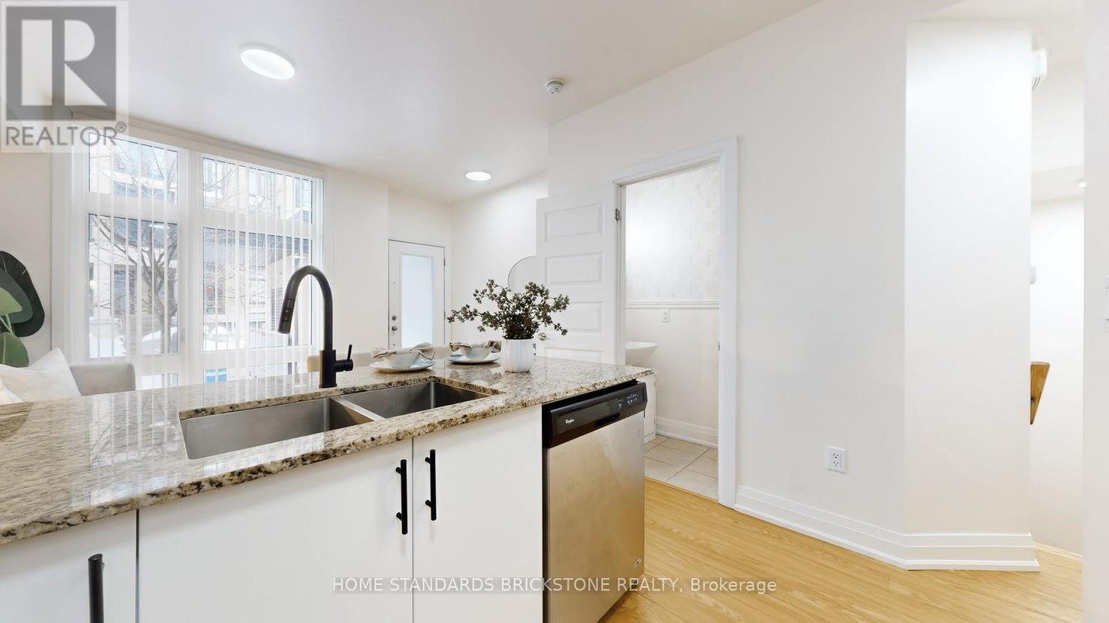 53 - 19 Eldora Avenue, Toronto, Ontario  M2M 0B5 - Photo 11 - C12758758