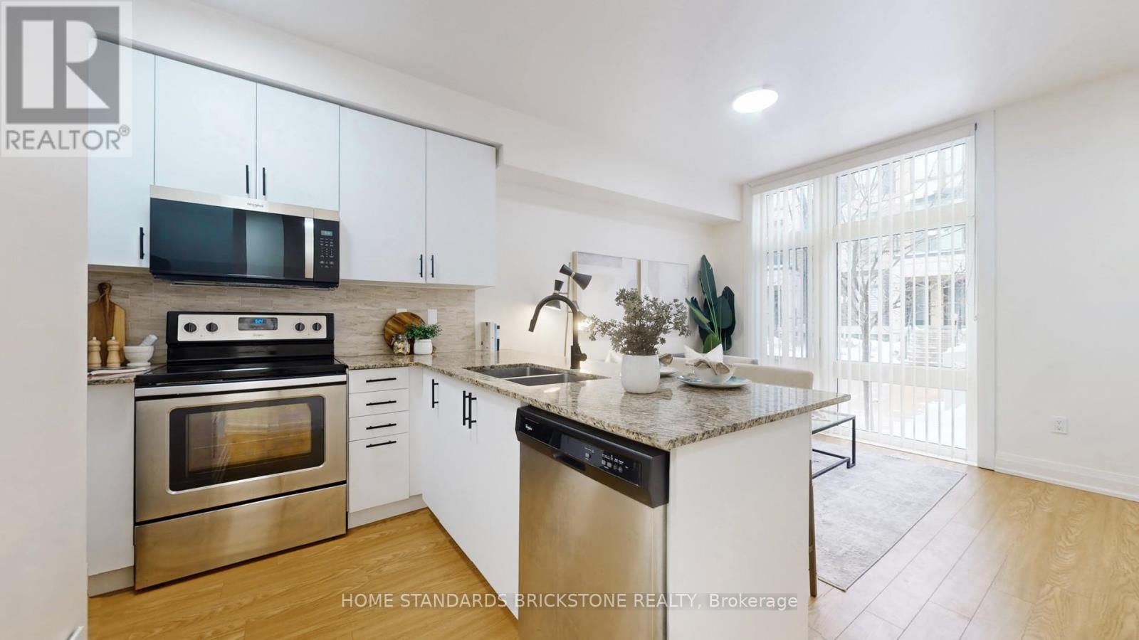 53 - 19 Eldora Avenue, Toronto, Ontario  M2M 0B5 - Photo 8 - C12758758