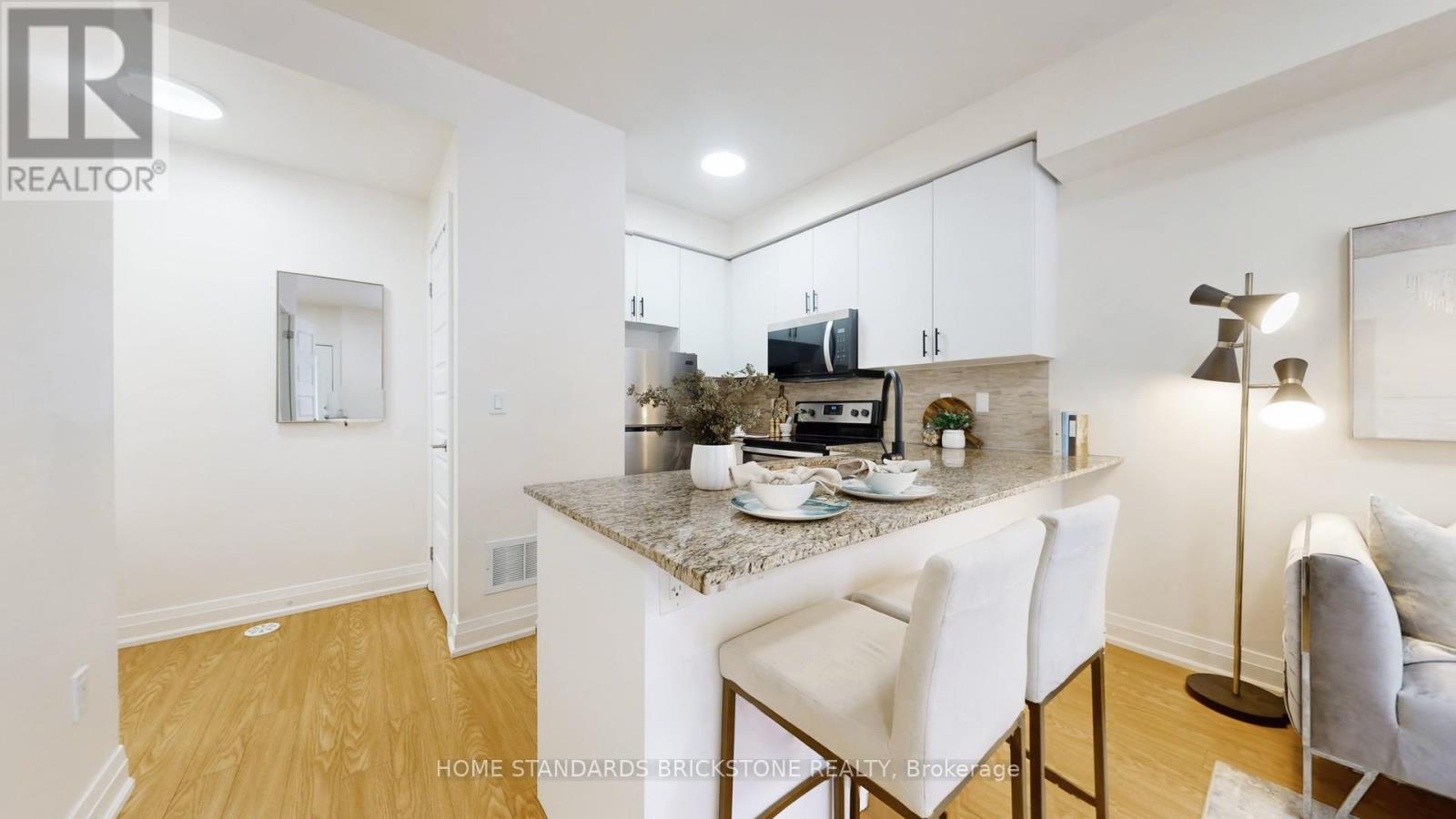 53 - 19 Eldora Avenue, Toronto, Ontario  M2M 0B5 - Photo 7 - C12758758