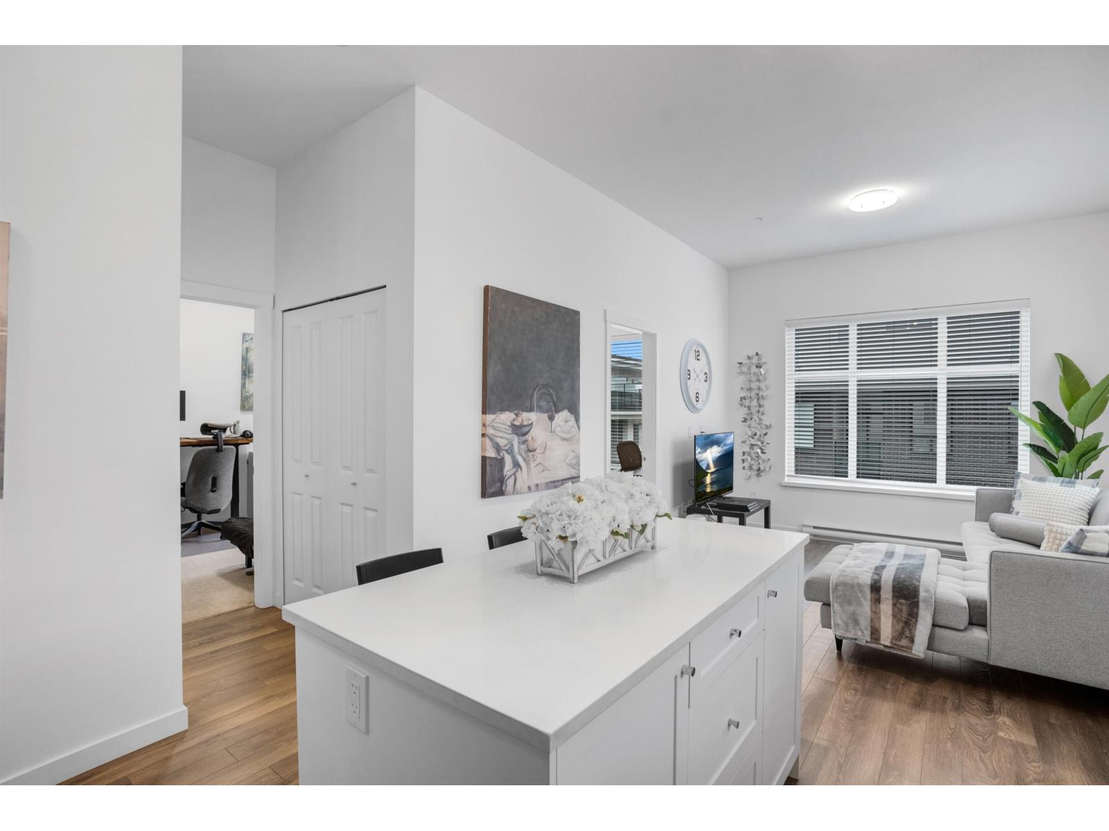 608 15825 85 Avenue, Surrey, British Columbia  V4N 6W9 - Photo 8 - R3086028