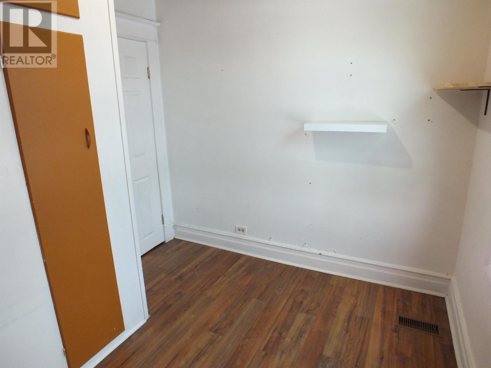 225 Balmoral St, Thunder Bay, Ontario  P7C 4J7 - Photo 13 - TB2600059