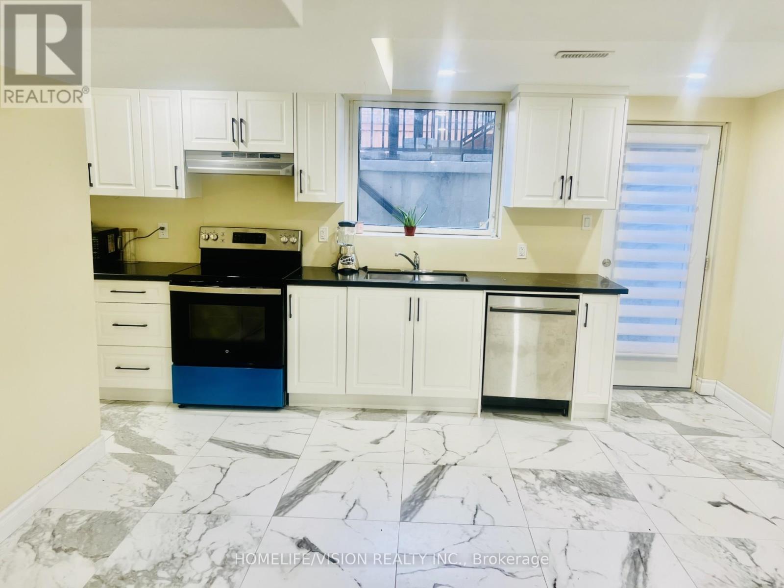 Unknown Address, ,     - Photo 3 - E12369780