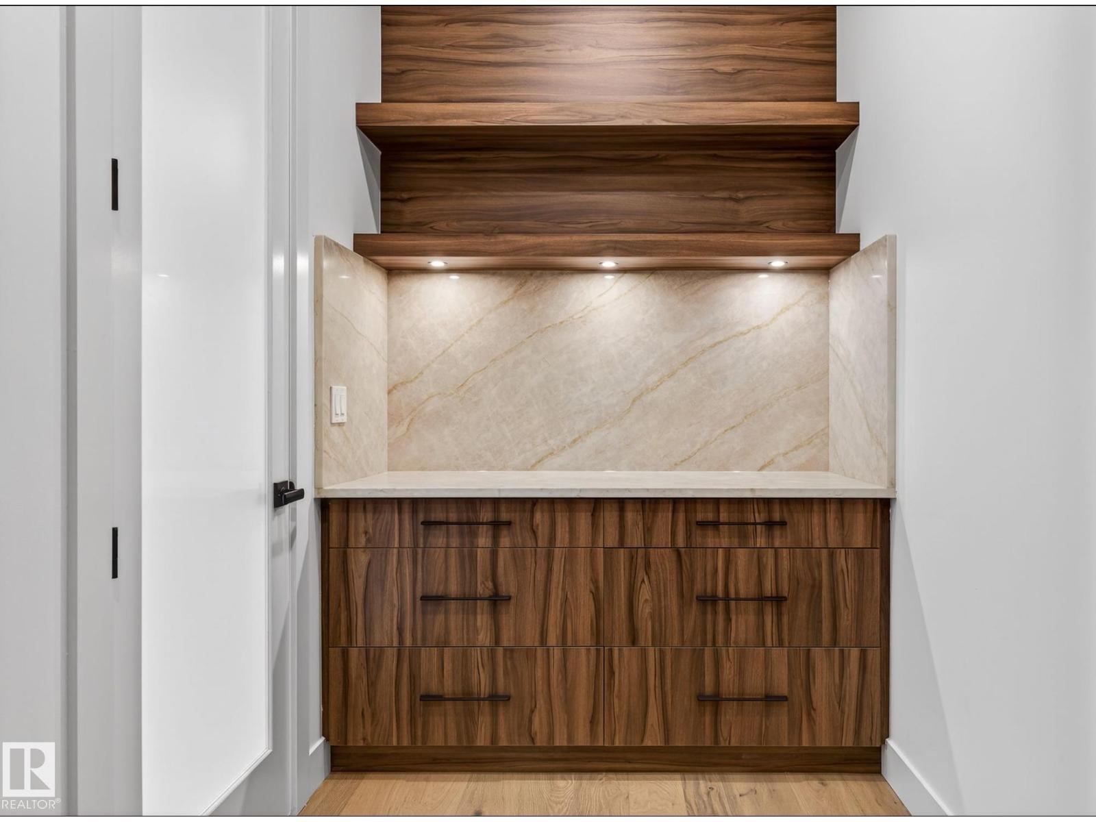 5820 110 St Nw, Edmonton, Alberta  T6H 3E3 - Photo 21 - E4471007