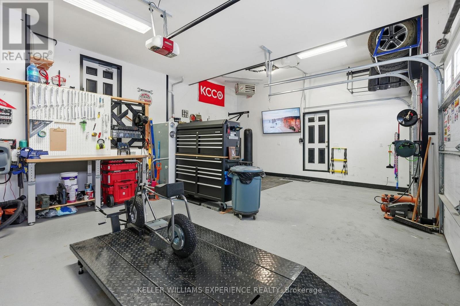 47 Mount Crescent, Essa (Angus), Ontario  L0M 1B5 - Photo 47 - N12758606